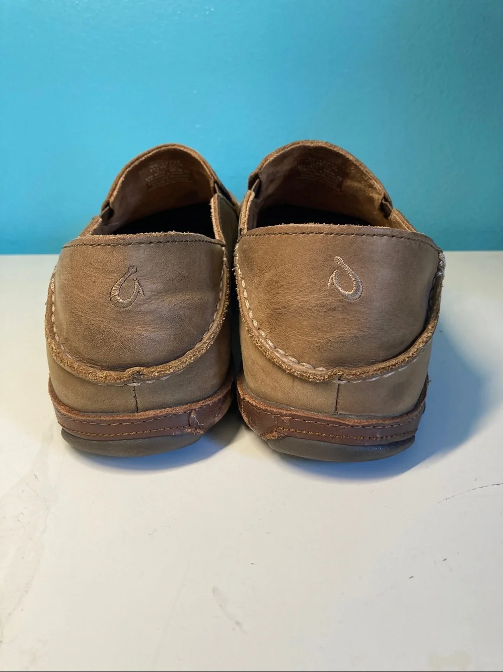 OluKai mens leather